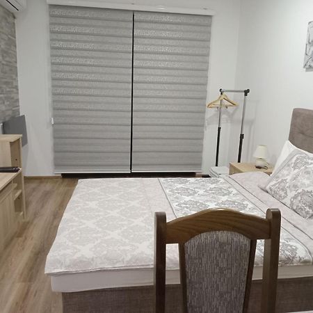 Apartments Karic Aerodrom Tuzla Dubrave Gornje Екстериор снимка