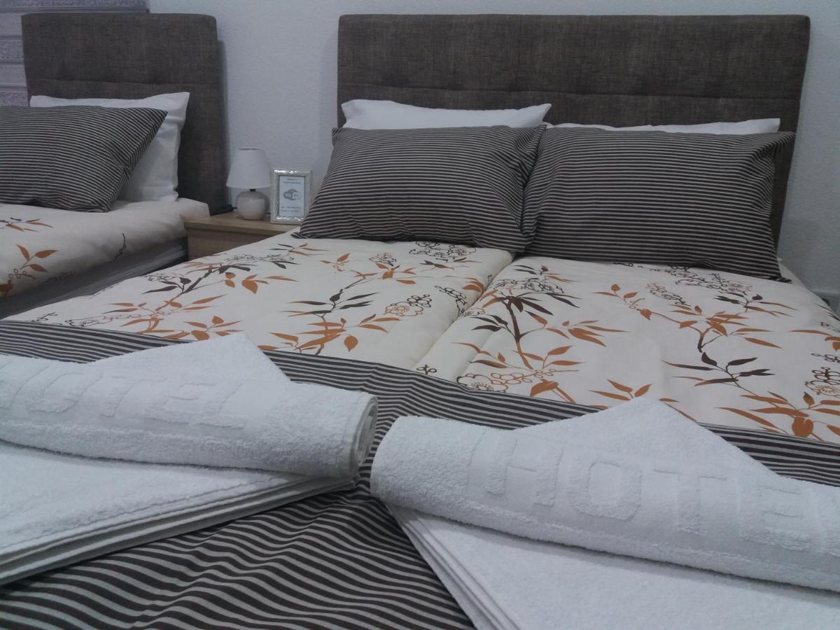 Apartments Karic Aerodrom Tuzla Dubrave Gornje Екстериор снимка