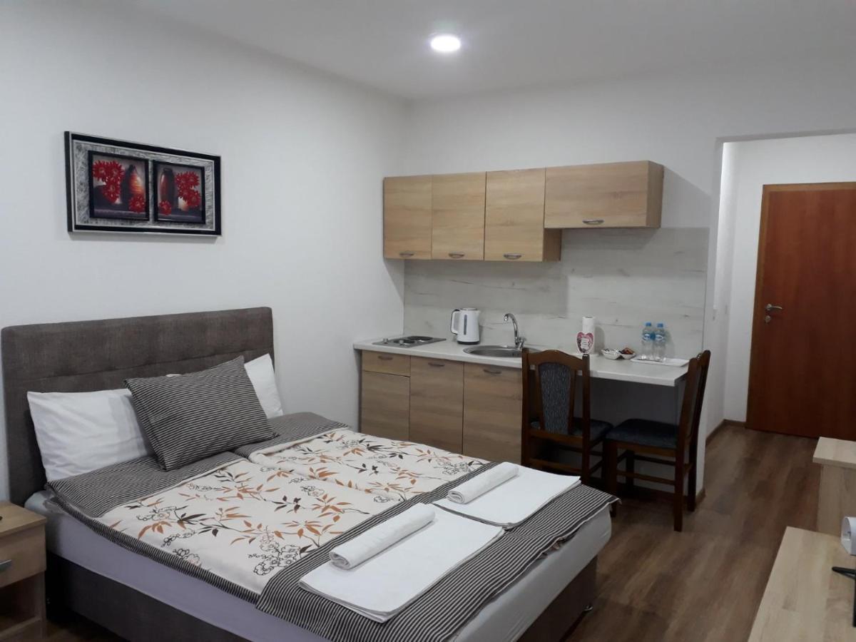 Apartments Karic Aerodrom Tuzla Dubrave Gornje Екстериор снимка