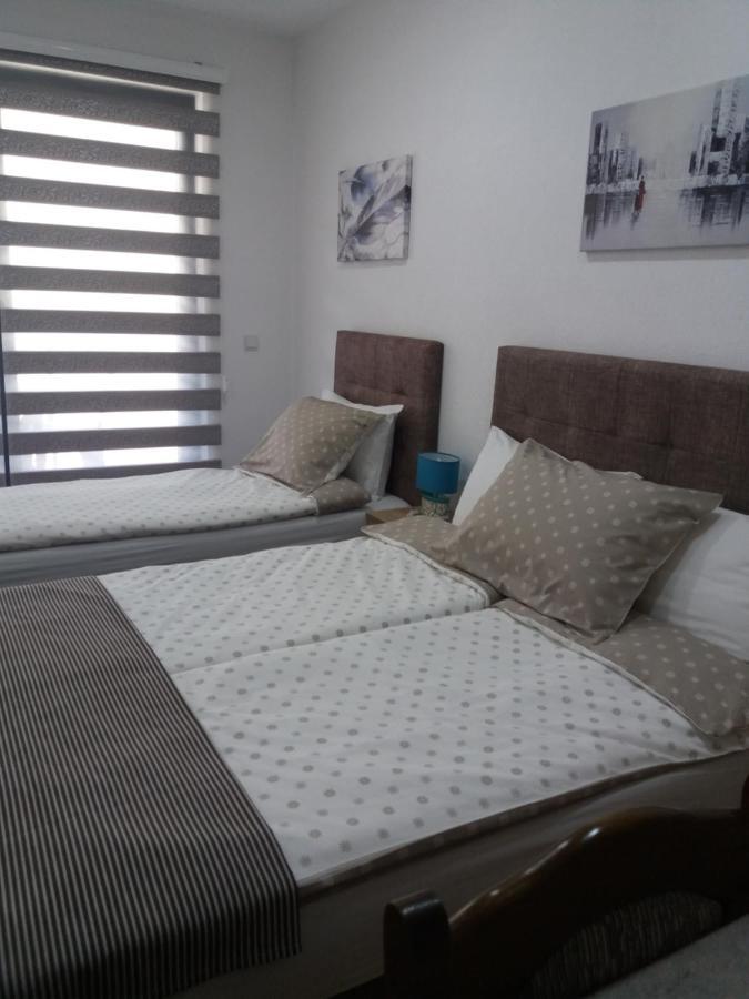 Apartments Karic Aerodrom Tuzla Dubrave Gornje Екстериор снимка
