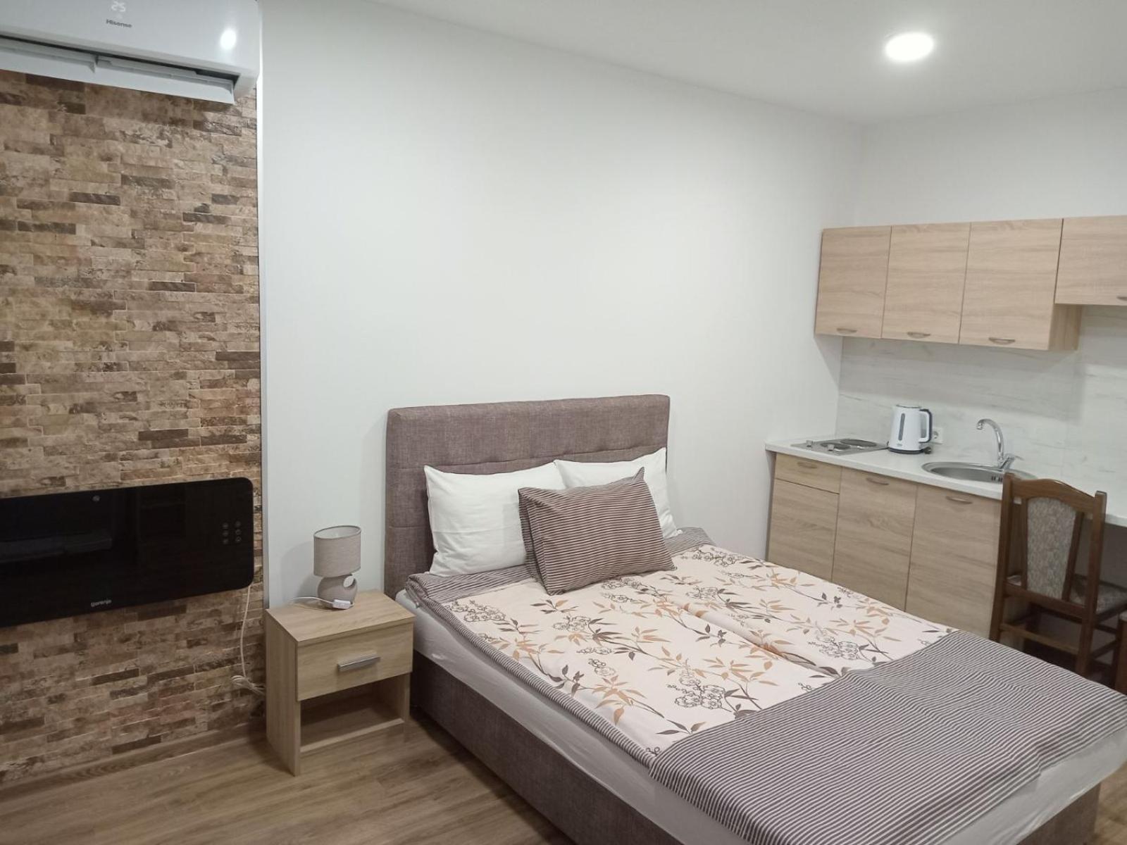 Apartments Karic Aerodrom Tuzla Dubrave Gornje Екстериор снимка